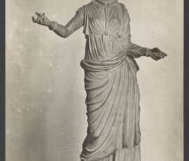 Statua di figura femminile in bronzo, forse Diana o Drusilla